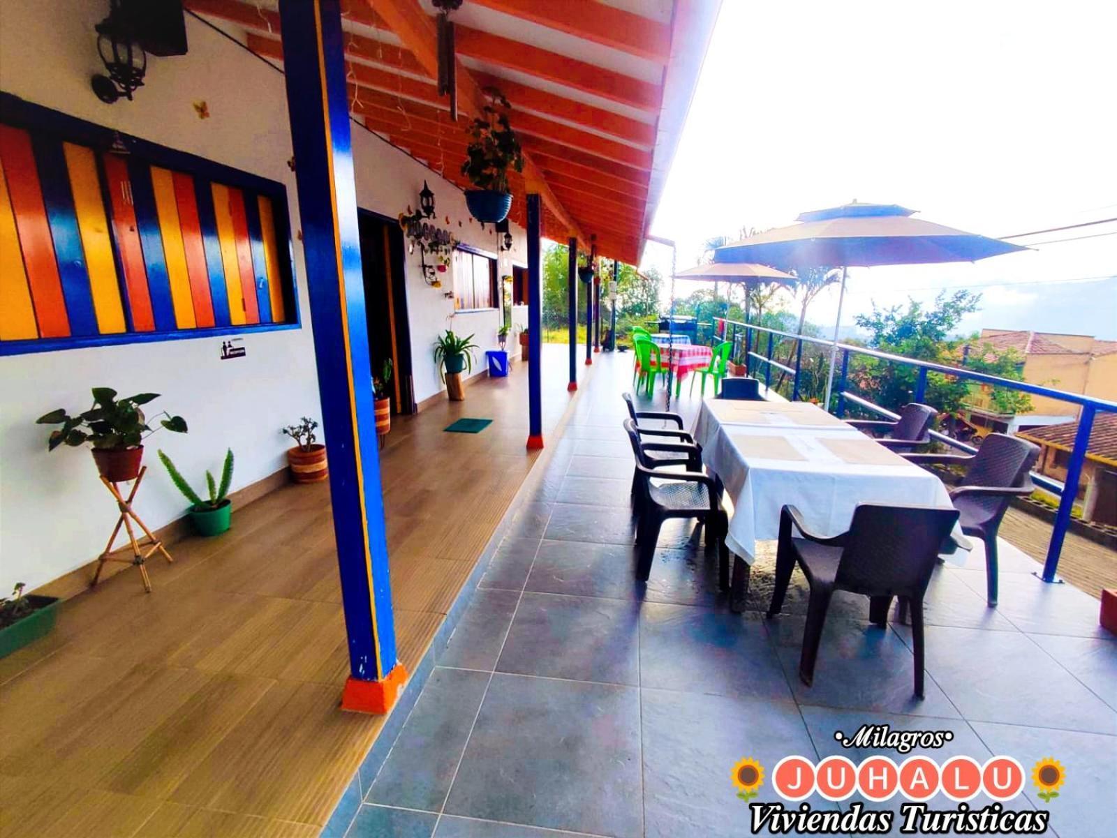 ᒍᑌᕼᗩᒪᑌ Hotel Jericoc  Exterior foto