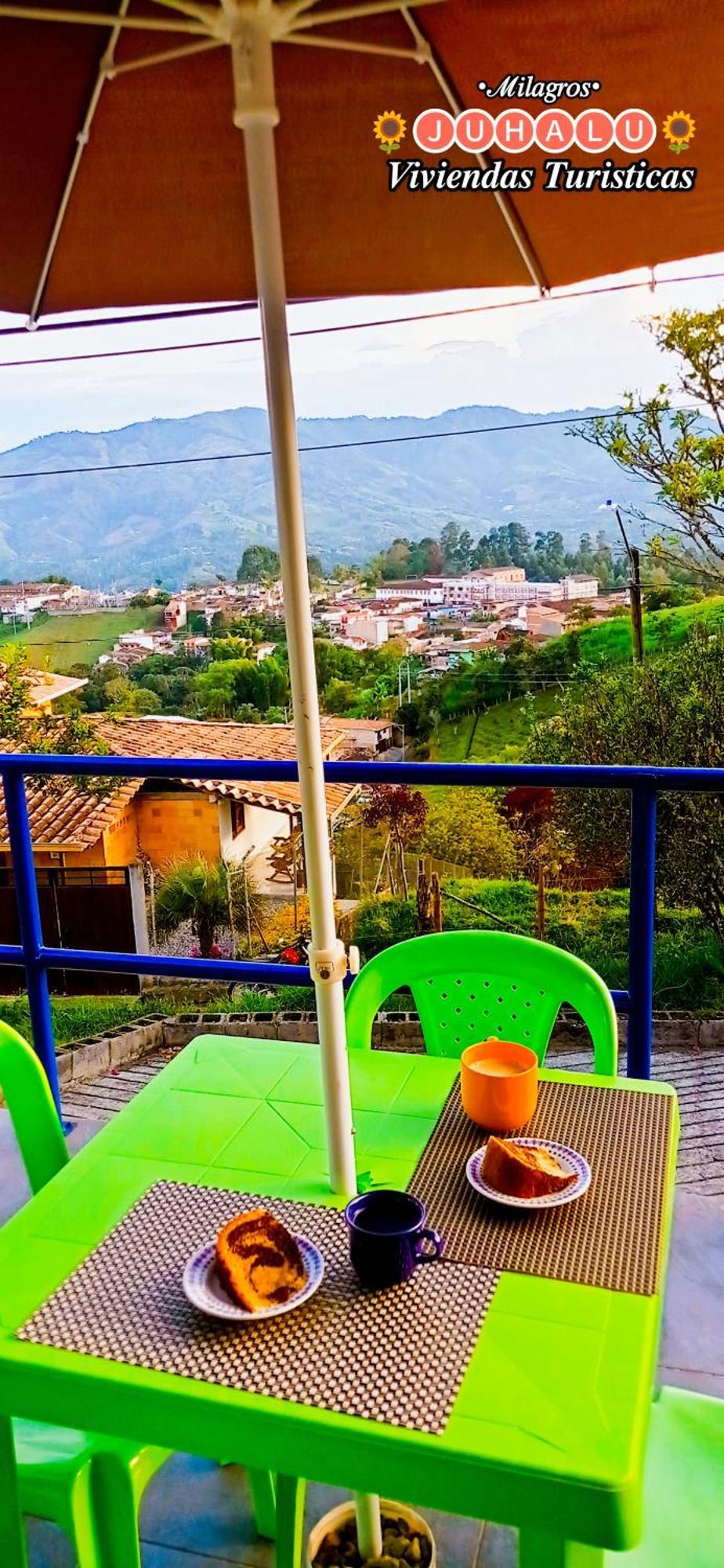ᒍᑌᕼᗩᒪᑌ Hotel Jericoc  Exterior foto