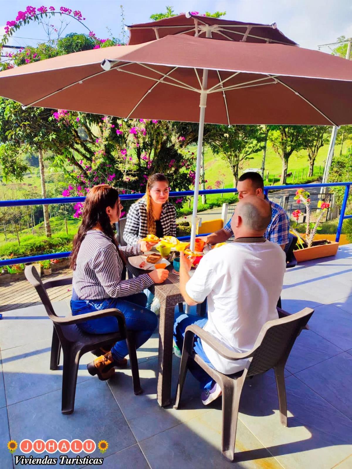 ᒍᑌᕼᗩᒪᑌ Hotel Jericoc  Exterior foto